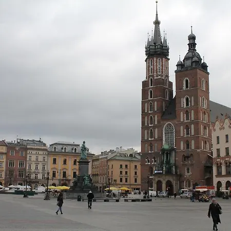 Kubik-studio アパート